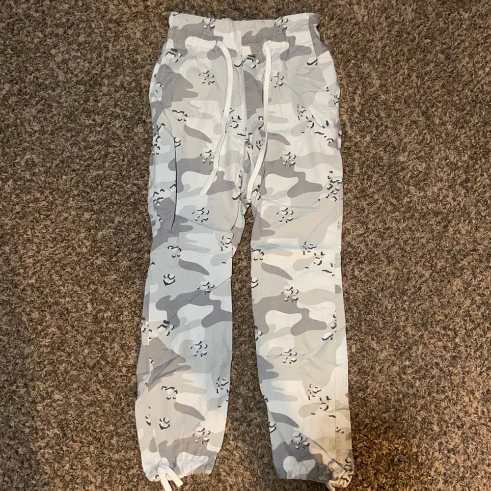 women’s pants